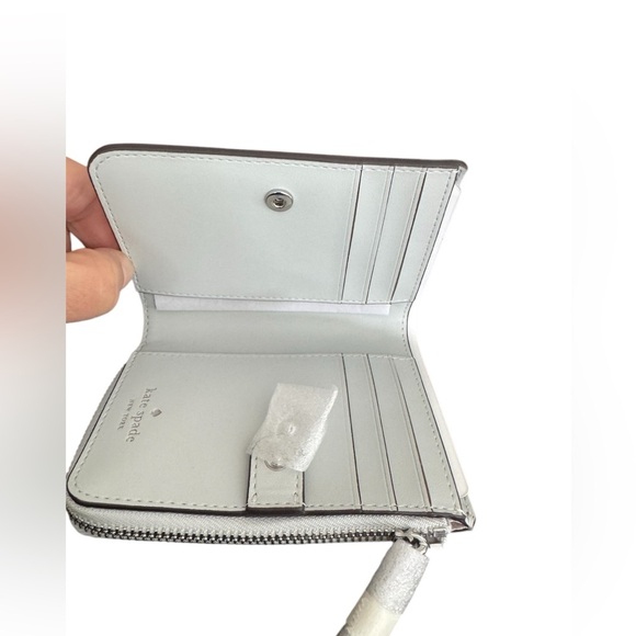 Kate Spade Glimmer Silver Metallic Saffiano Medium Compact Bifold Wallet - Picture 4 of 5